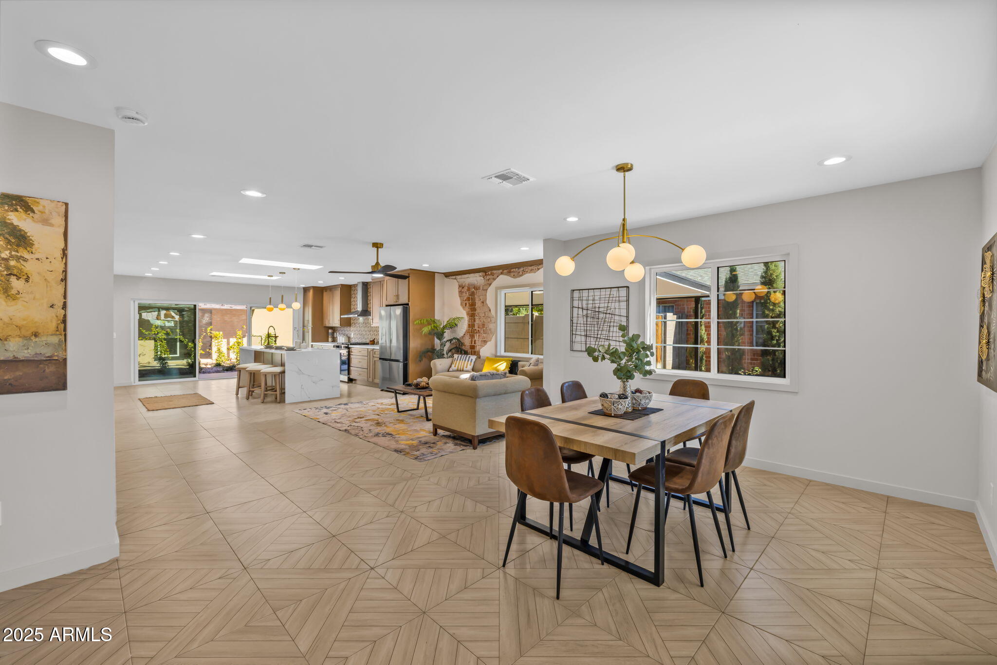 1540 East Cheery Lynn Road Phoenix, AZ 85014 - Photo 4 of 46 a view of a dining room with furniture and window