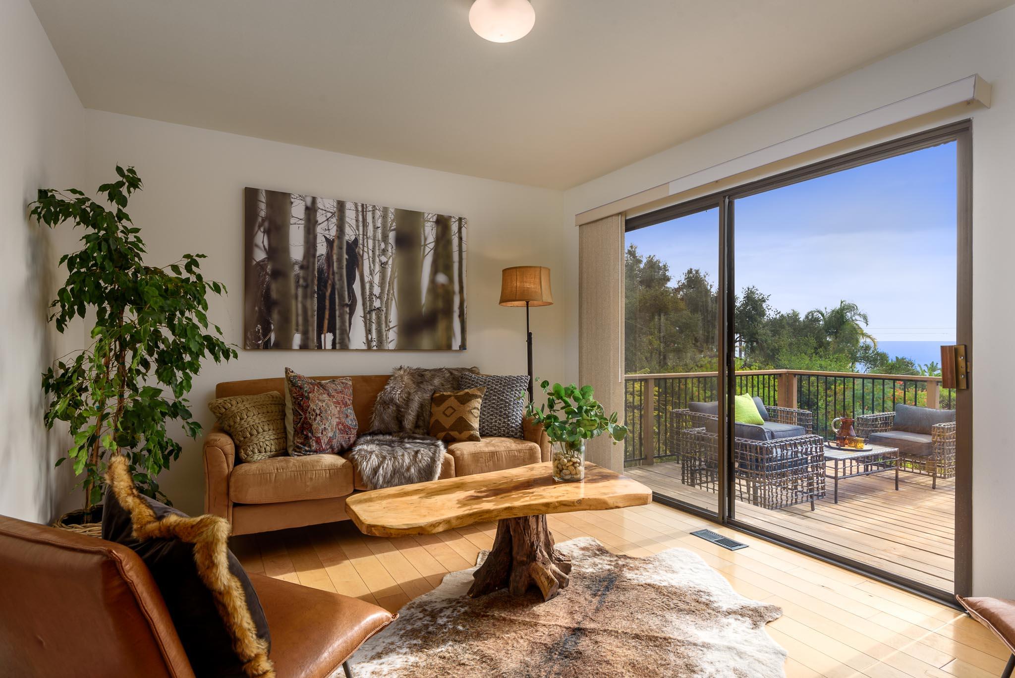 2109 Mt Calvary Road Santa Barbara, CA 93105 - Photo 14 of 33 Den