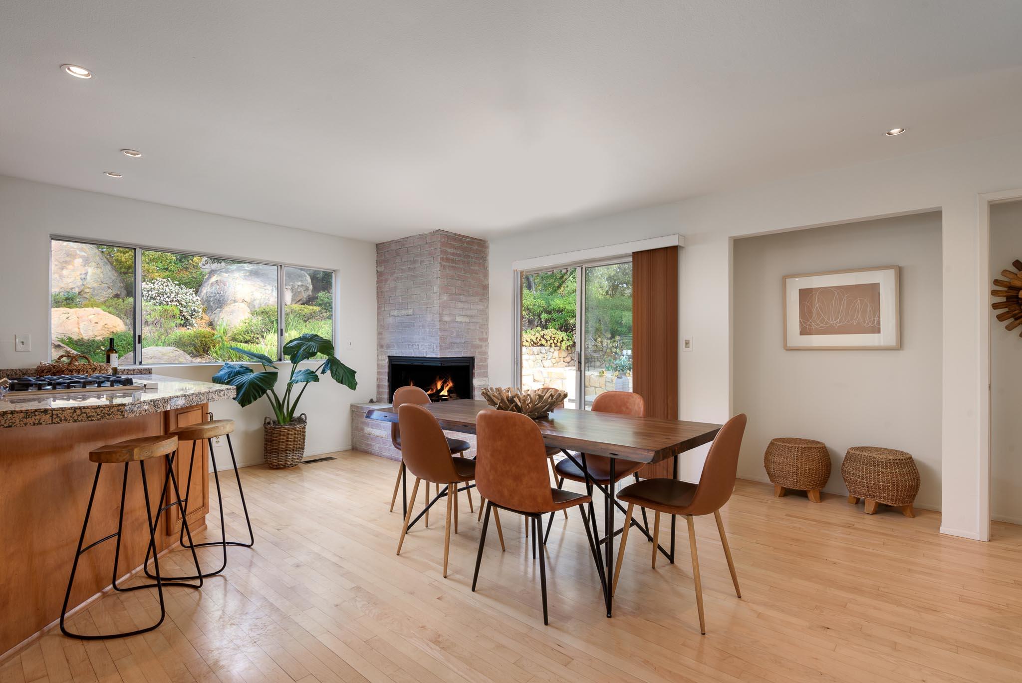 2109 Mt Calvary Road Santa Barbara, CA 93105 - Photo 4 of 33 Dining