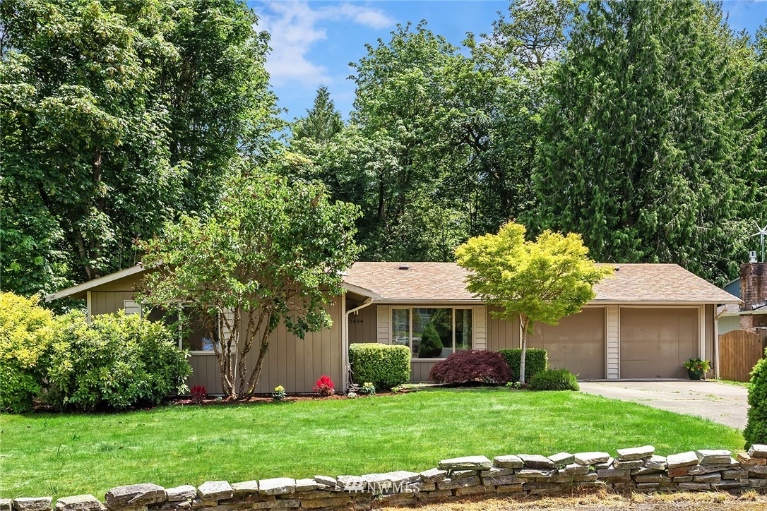 12404 177th Place Southeast Renton, WA 98059 - Photo 2 of 26