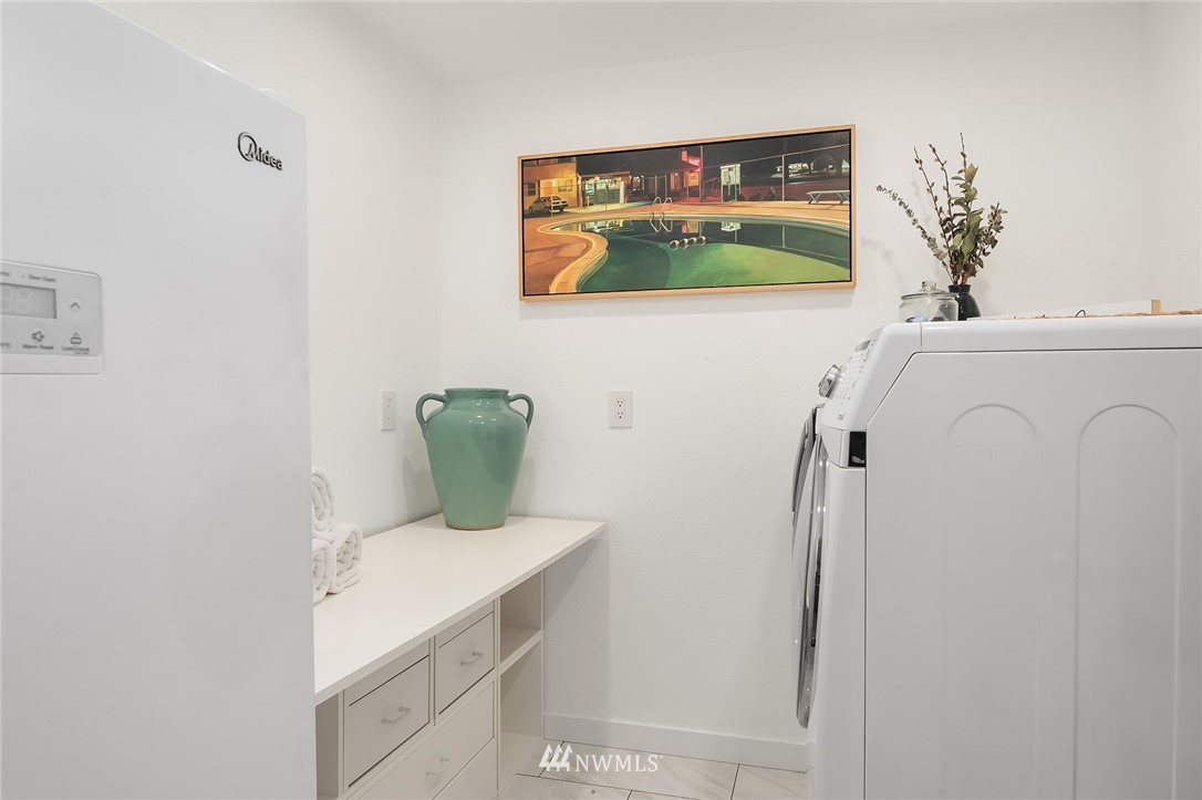 12404 177th Place Southeast Renton, WA 98059 - Photo 15 of 26