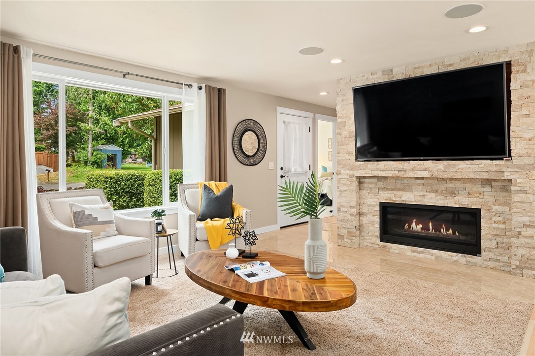 12404 177th Place Southeast Renton, WA 98059 - Photo 7 of 26