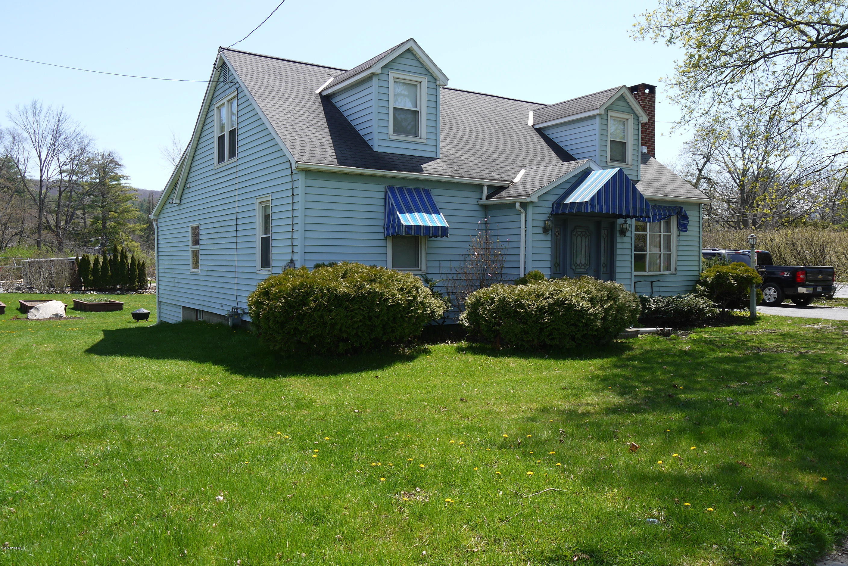 252 Stockbridge Road Great Barrington, MA 01230 - Photo 9 of 9 P1060791