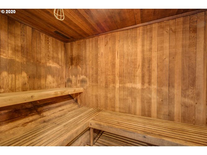 7546 Southwest Barnes Road, Unit B Portland, OR 97225 - Photo 30 of 32 Gallery Image 30