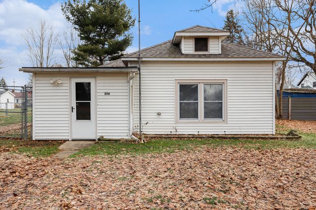 $114,500 | 206 Burr Oak Street, Mendon, MI 49072
