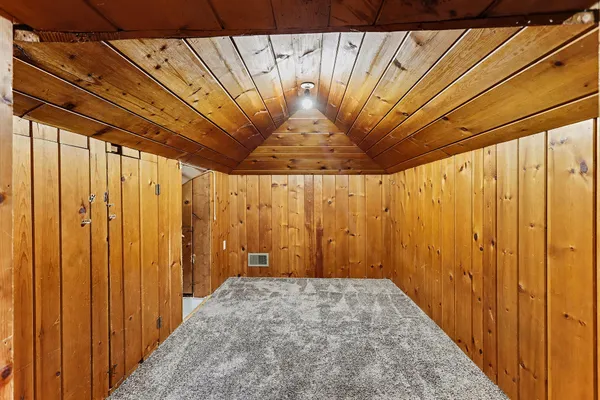 $122,000 | 206 Burr Oak Street, Mendon, MI 49072