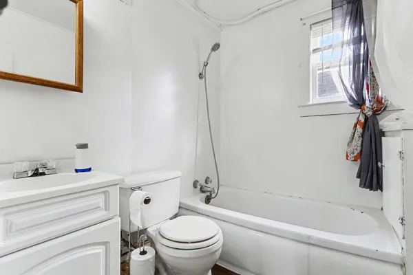 $122,000 | 206 Burr Oak Street, Mendon, MI 49072