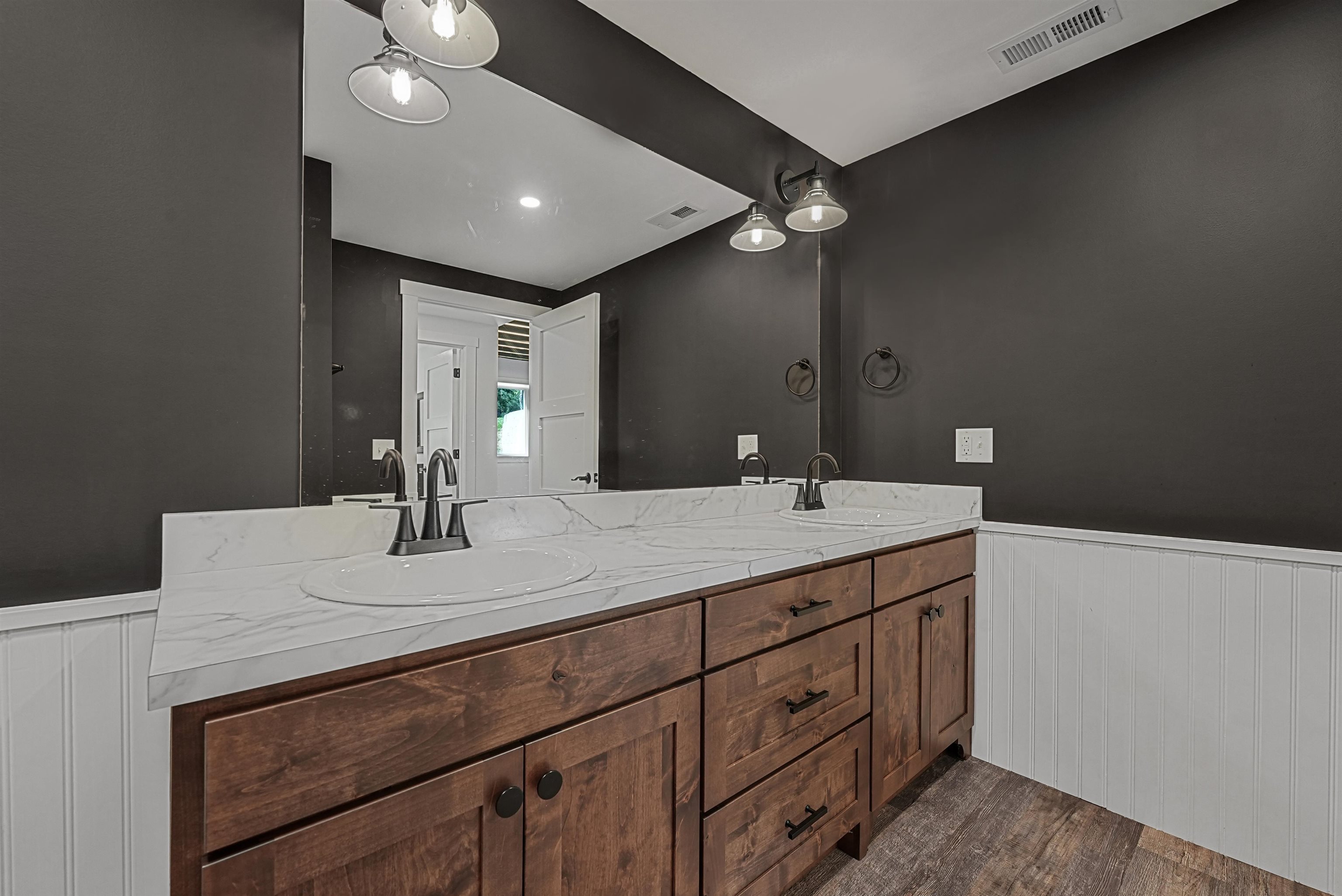 2722 Danbury Road Kingsley, MI 49649 - Photo 31 of 46 1936351-21bcaf98-1769-40e9-9ff3-622d390c8834.JPG
