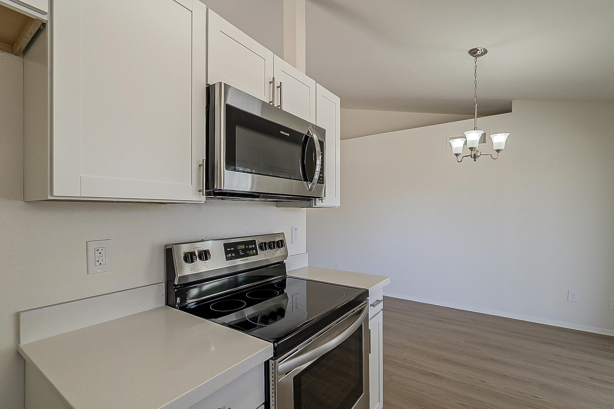1854 East Grandview Road Phoenix, AZ 85022 - Photo 13 of 25 Grandview-15