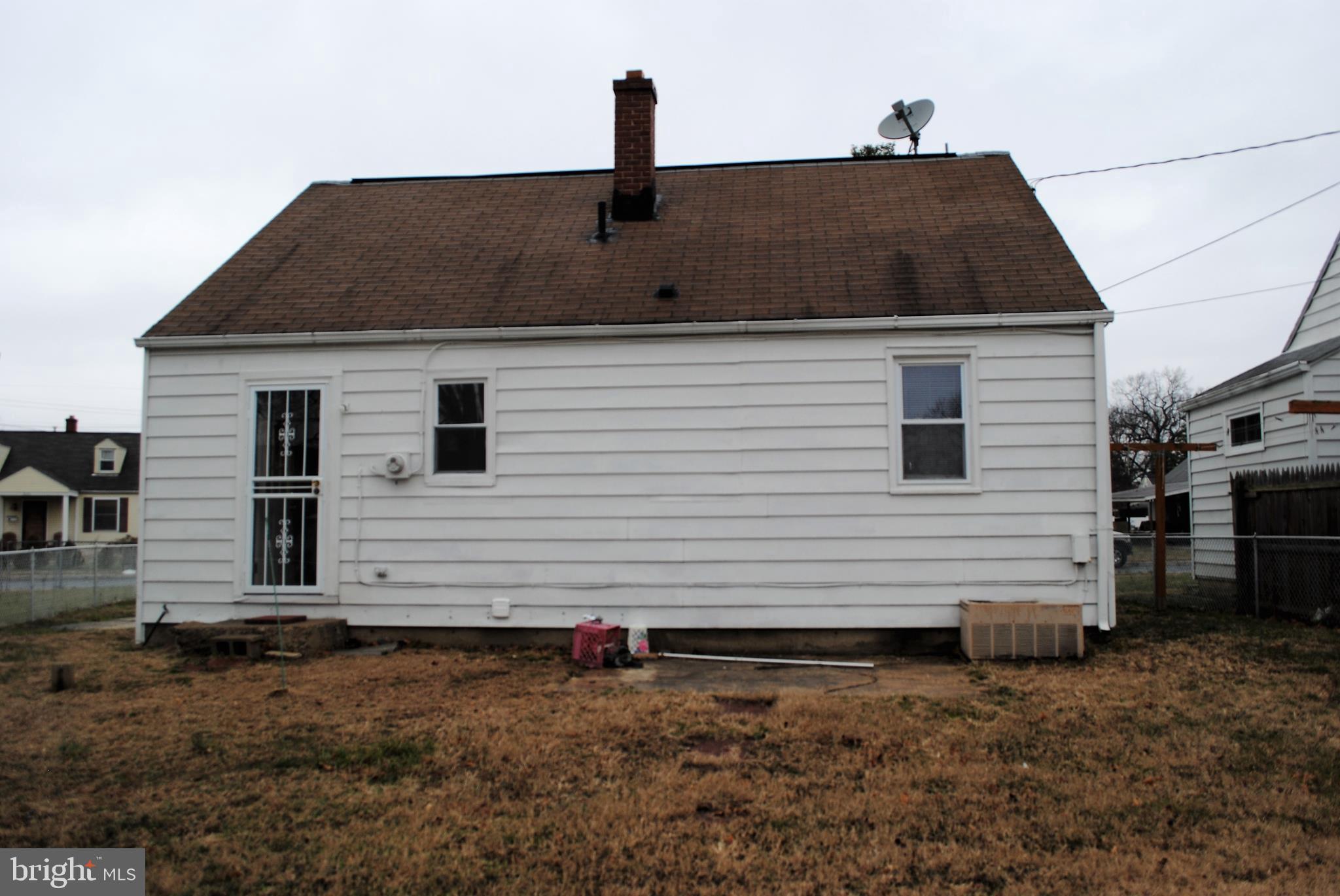8103 Longpoint Road Baltimore, MD 21222 - Photo 23 of 25 Exterior Rear
