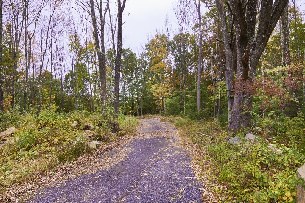 26 South Road Sturbridge, MA 01566 - Photo 18 of 25