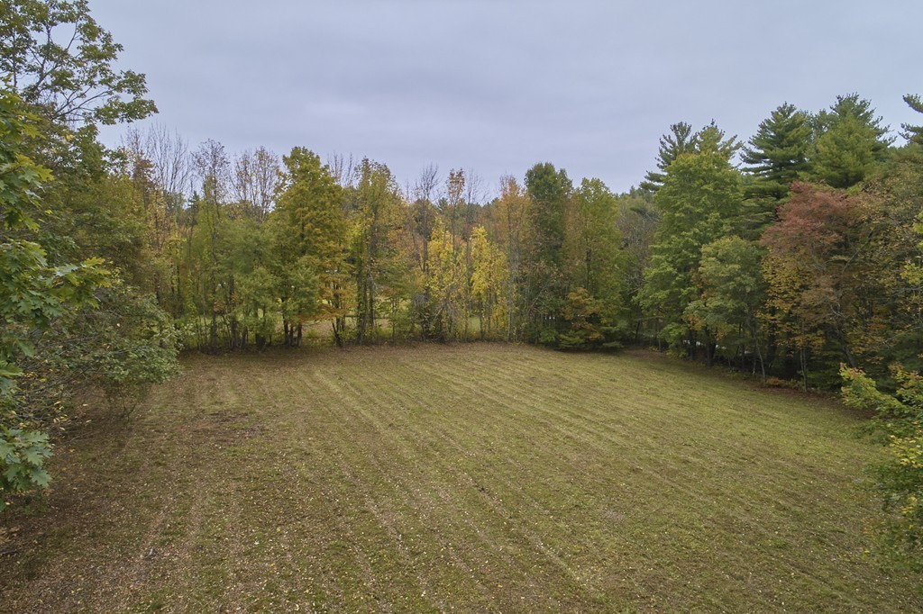 26 South Road Sturbridge, MA 01566 - Photo 5 of 25