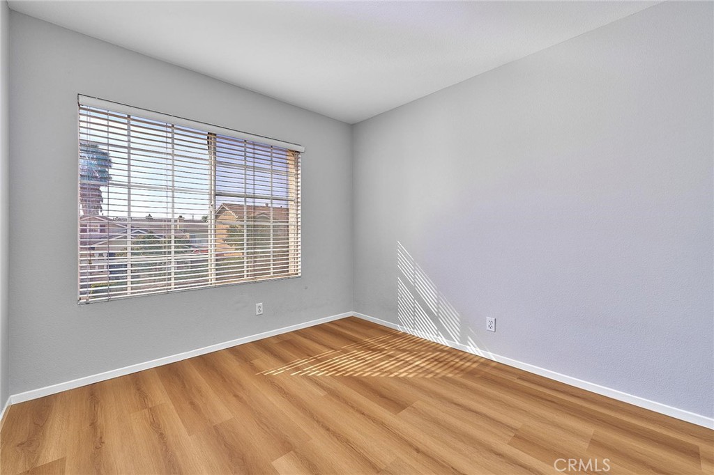 5280 Melbourne Place Riverside, CA 92508 - Photo 40 of 59 a view of a big room with windows