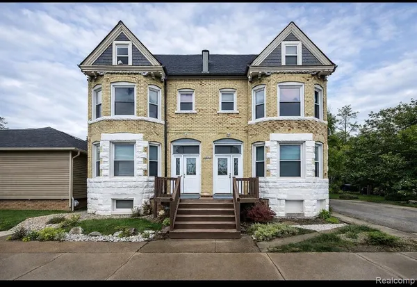 $1,200 | 5853 3rd Avenue, Unit 6, Detroit, MI 48202