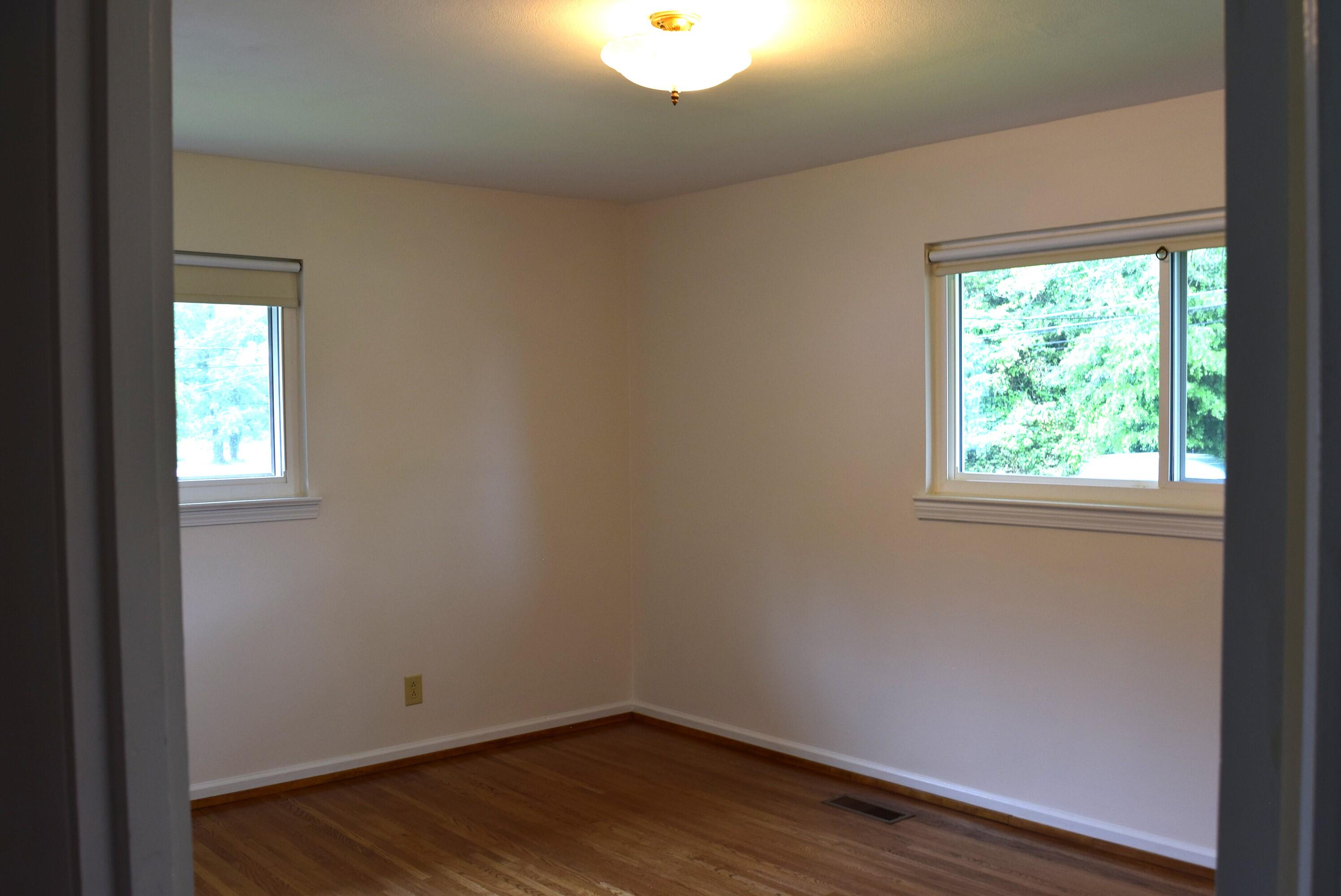 725 Dietz Road Ringgold, GA 30736 - Photo 8 of 29 DSC_0004
