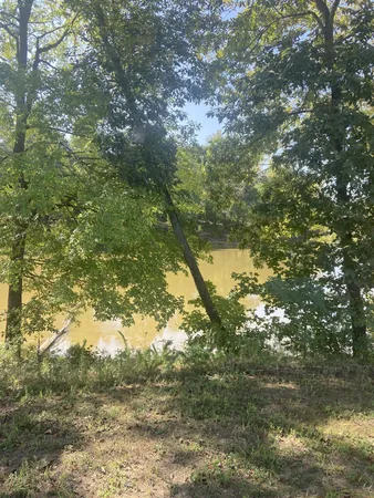 $50,000 | 390 Duck Blind Road, Clifton, TN 38425