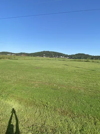 $50,000 | 390 Duck Blind Road, Clifton, TN 38425