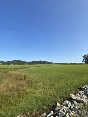 $50,000 | 390 Duck Blind Road, Clifton, TN 38425