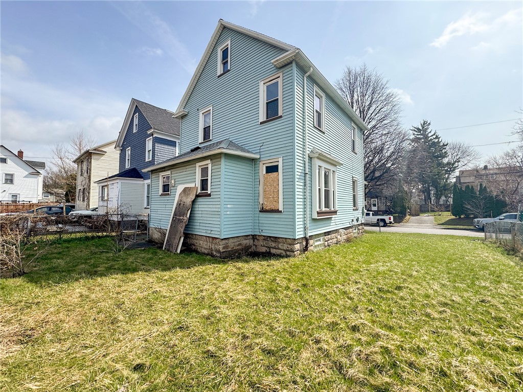 51 4th Street Rochester, NY 14609 - Photo 4 of 27