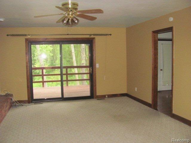68795 Dequindre Road Oakland, MI 48363 - Photo 4 of 14 4family