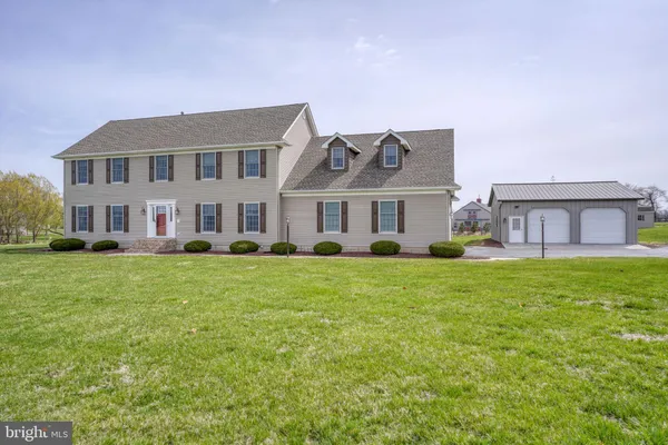 $739,000 | 2392 Hazlettville Road, Camden Wyoming, DE 19934