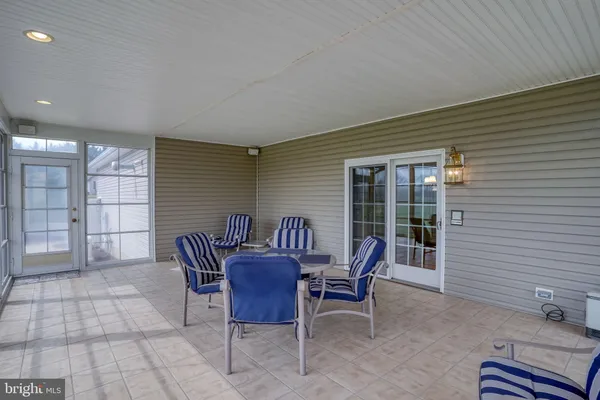 $739,000 | 2392 Hazlettville Road, Camden Wyoming, DE 19934