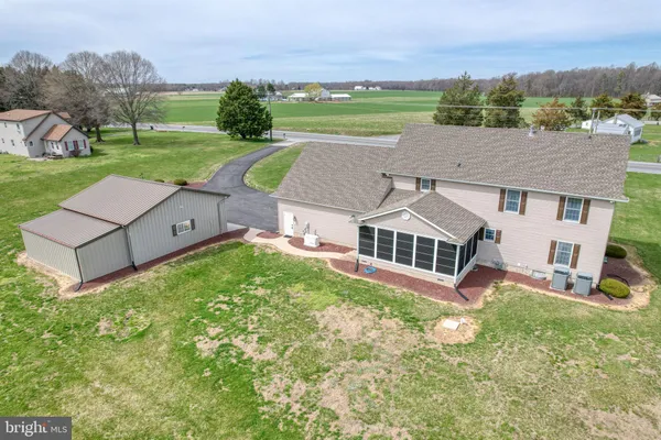 $739,000 | 2392 Hazlettville Road, Camden Wyoming, DE 19934