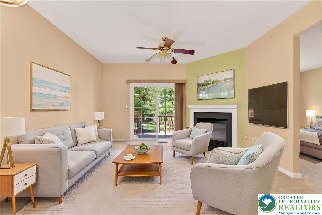 4345 Creek Road Allentown, PA 18104 - Photo 11 of 33 Virtually staged for inspiration.
