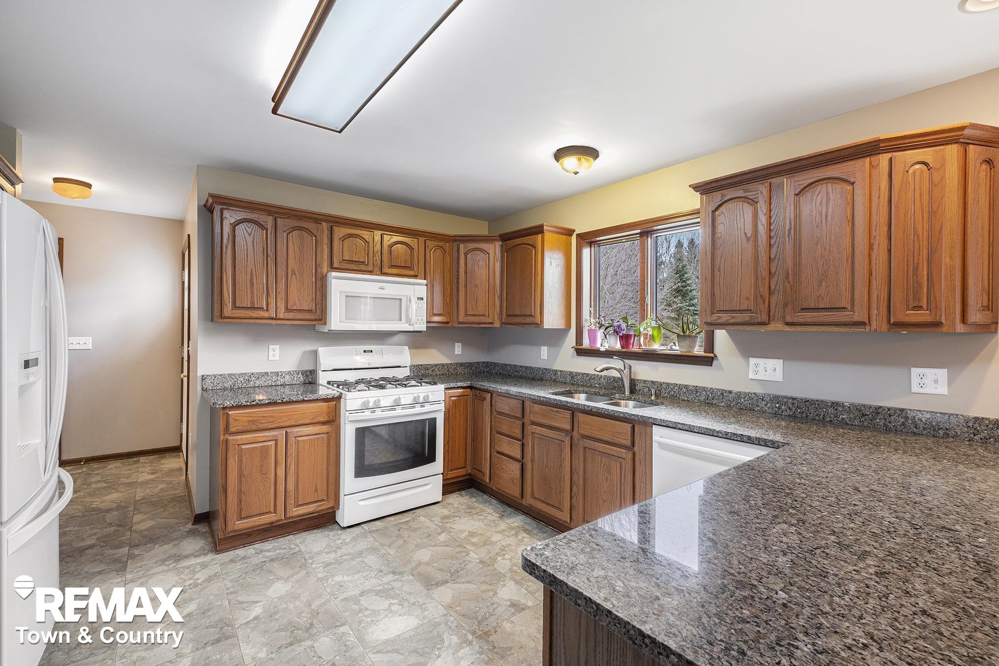 6261 North McKinley Road Flushing, MI 48433 - Photo 8 of 41 50137789-6687227c-405e-4744-8add-a6cf1e71bbea.JPG