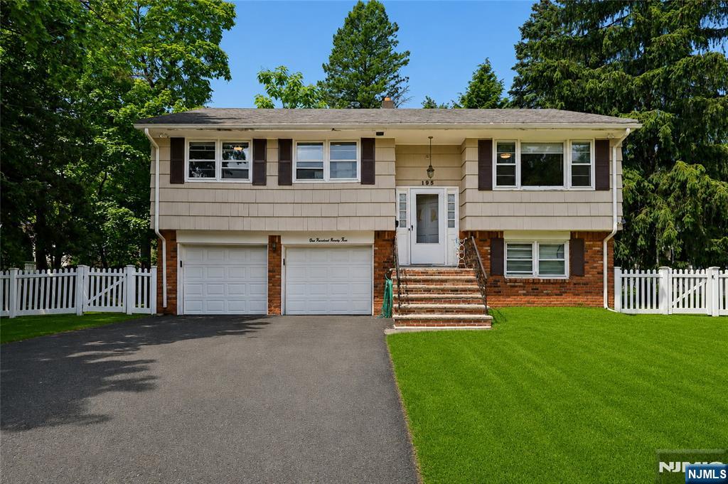 195 4th Street Cresskill, NJ 07626 - Photo 1 of 23