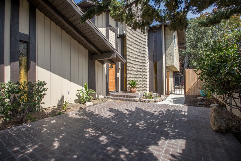 4110 Beach Bluff Road Carlsbad, CA 92008 - Photo 19 of 21 Gallery Image 19