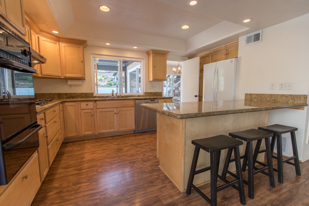 4110 Beach Bluff Road Carlsbad, CA 92008 - Photo 5 of 21 Gallery Image 5