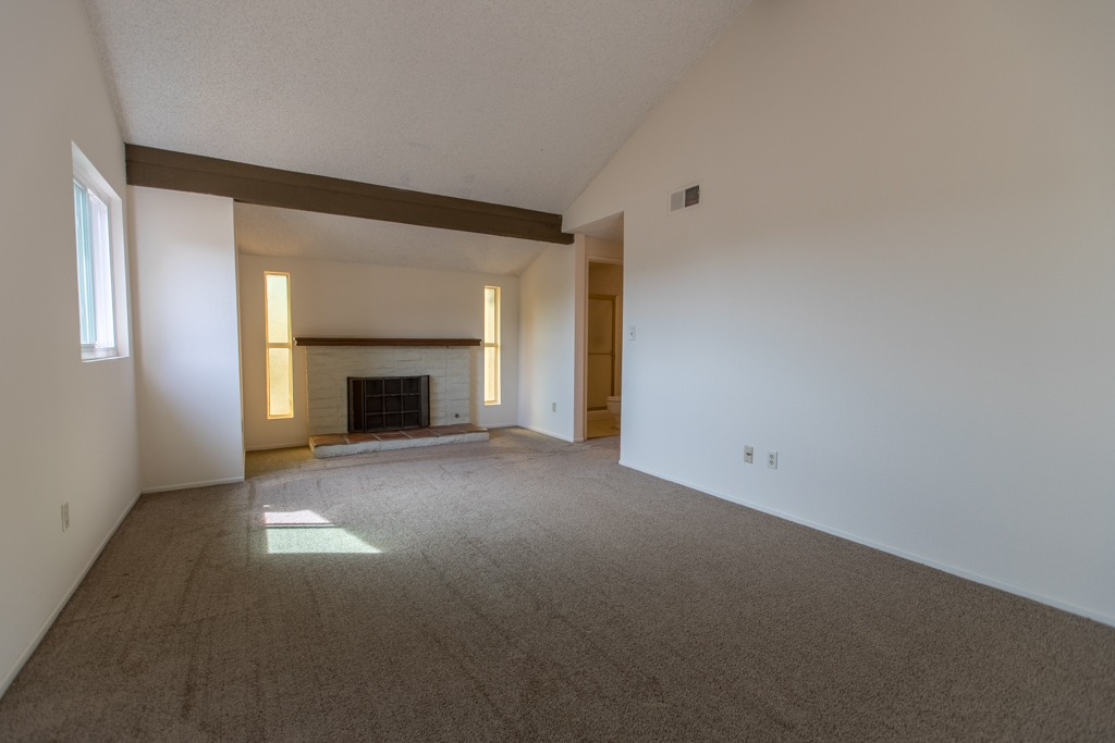 4110 Beach Bluff Road Carlsbad, CA 92008 - Photo 10 of 21 Gallery Image 10