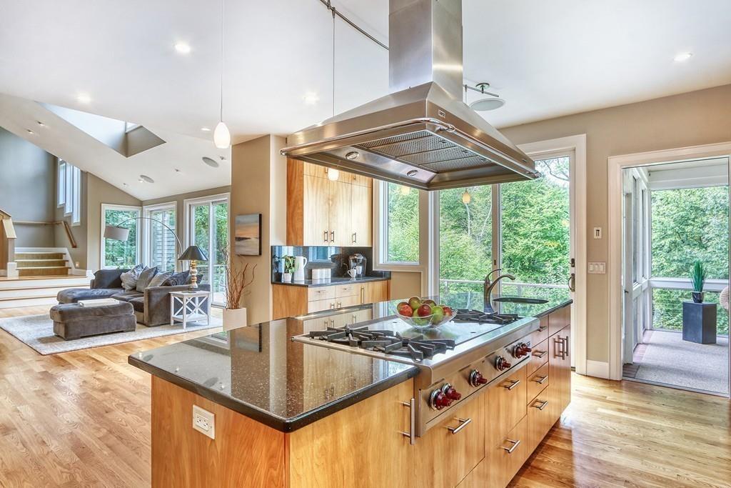 42 Silver Hill Road Lincoln, MA 01773 - Photo 10 of 40 Gallery Image 10