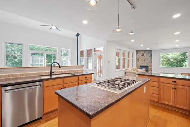 $925,000 | 17 Whitehouse Farm Lane, Moultonborough, NH 03254