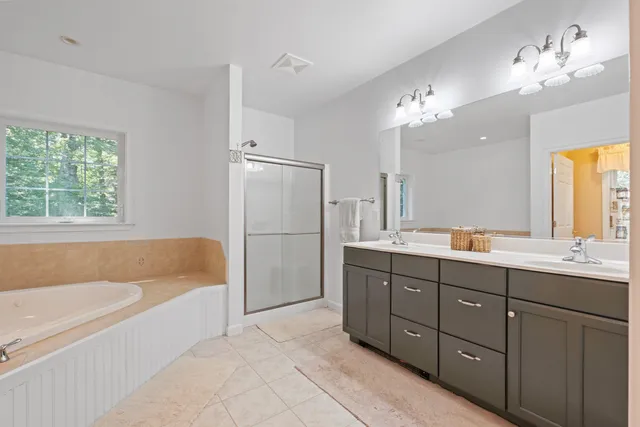 $925,000 | 17 Whitehouse Farm Lane, Moultonborough, NH 03254