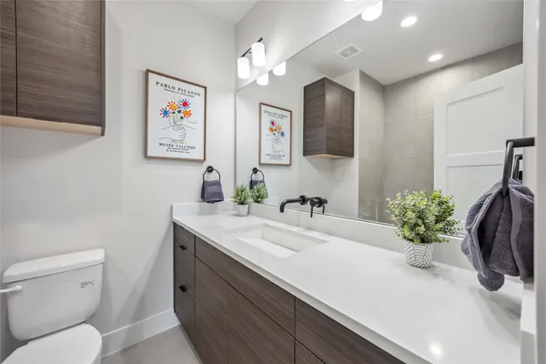 $2,450 | 303 Charlock Street, Houston, TX 77022