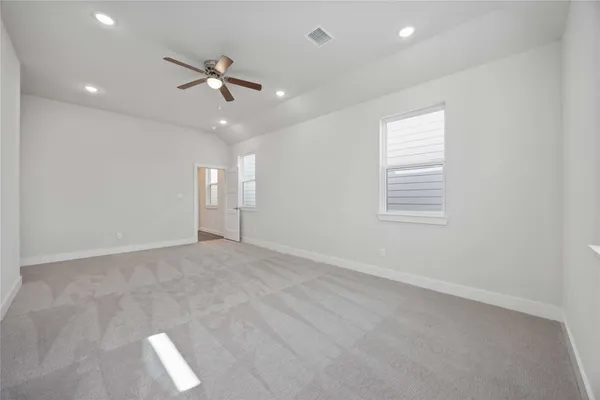 $2,450 | 303 Charlock Street, Houston, TX 77022