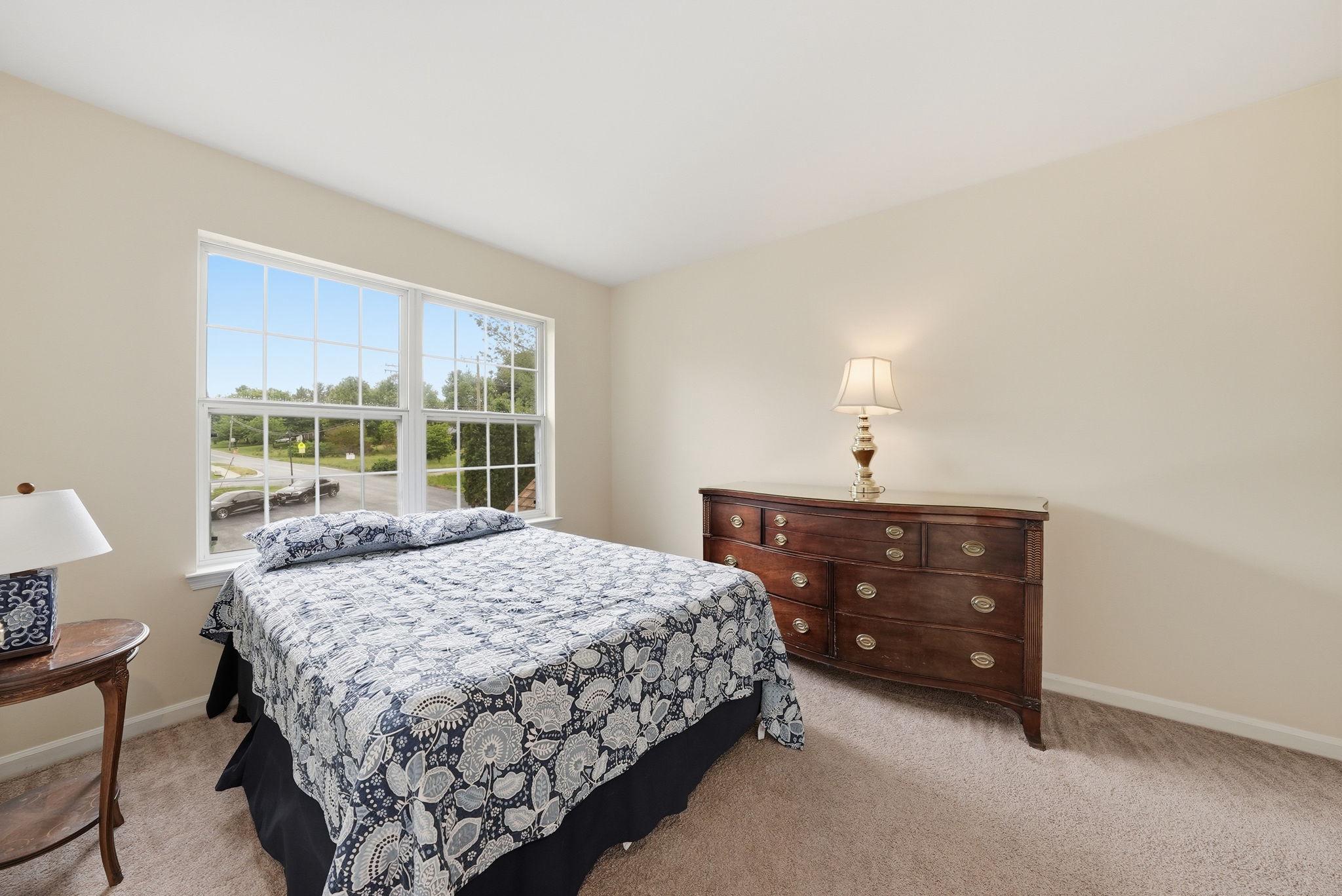 6451 South Trotter Road Columbia, MD 21044 - Photo 17 of 31 2nd level bedroom 3