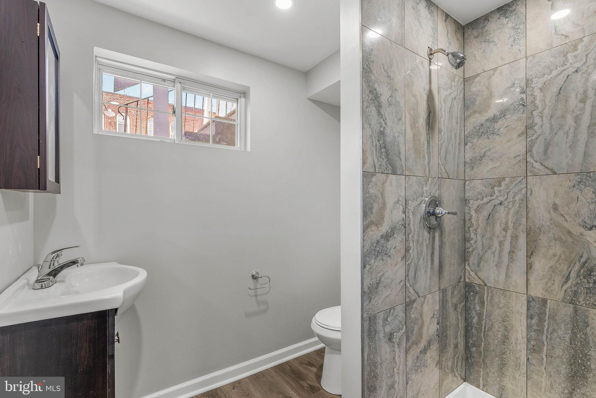 7052 Aberdeen Road Upper Darby, PA 19082 - Photo 25 of 27