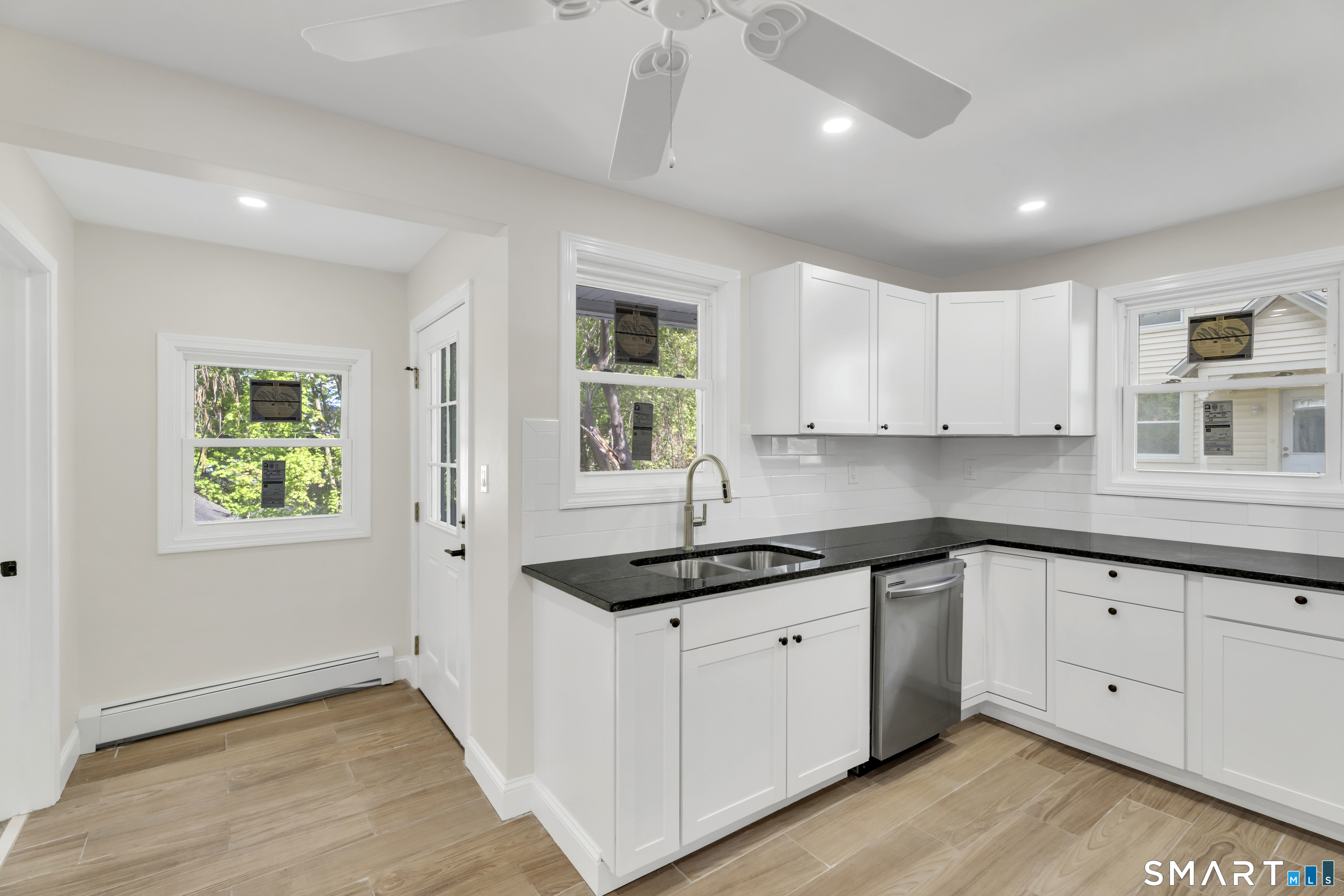 690 Prospect Street Torrington, CT 06790 - Photo 12 of 37