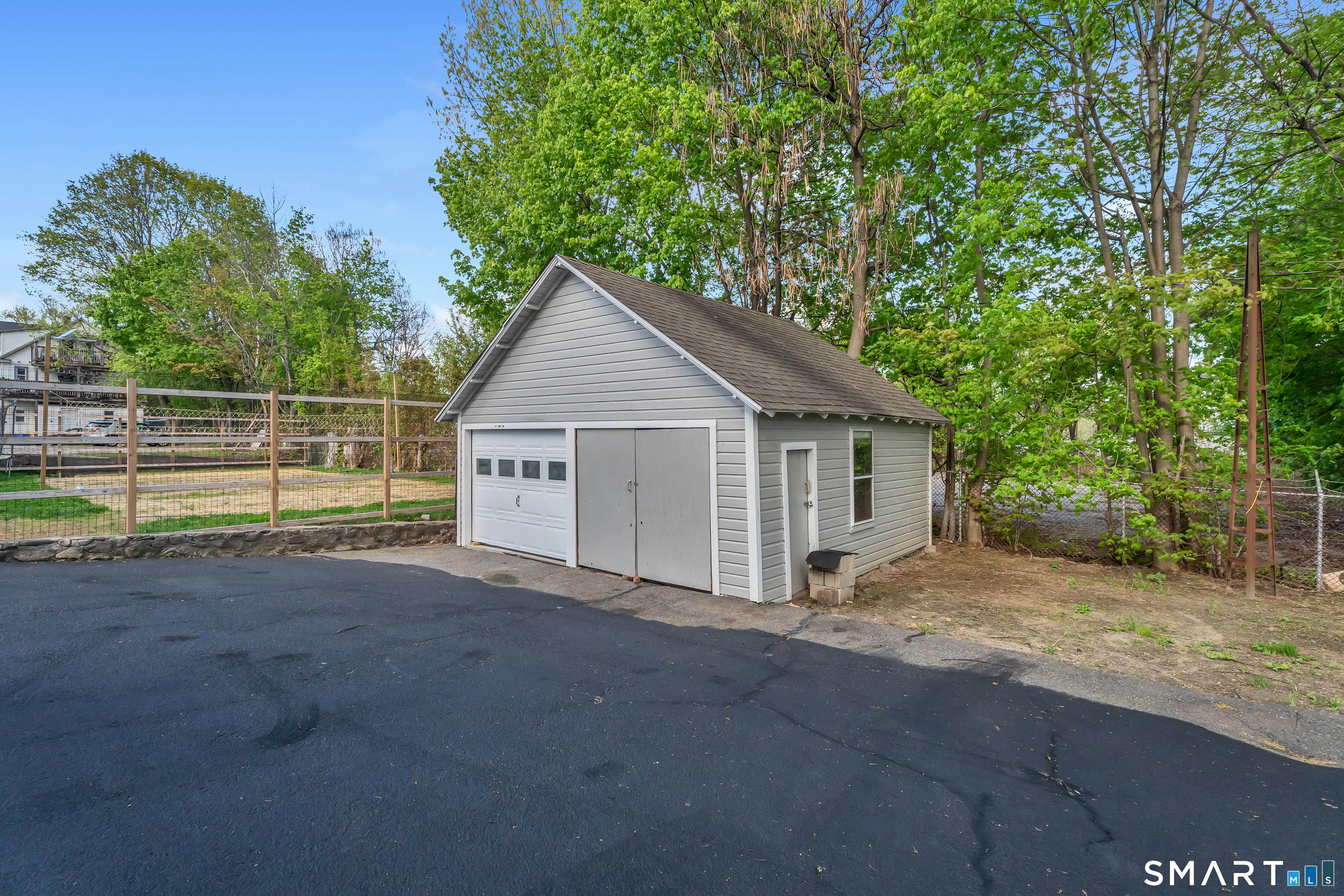 690 Prospect Street Torrington, CT 06790 - Photo 31 of 37
