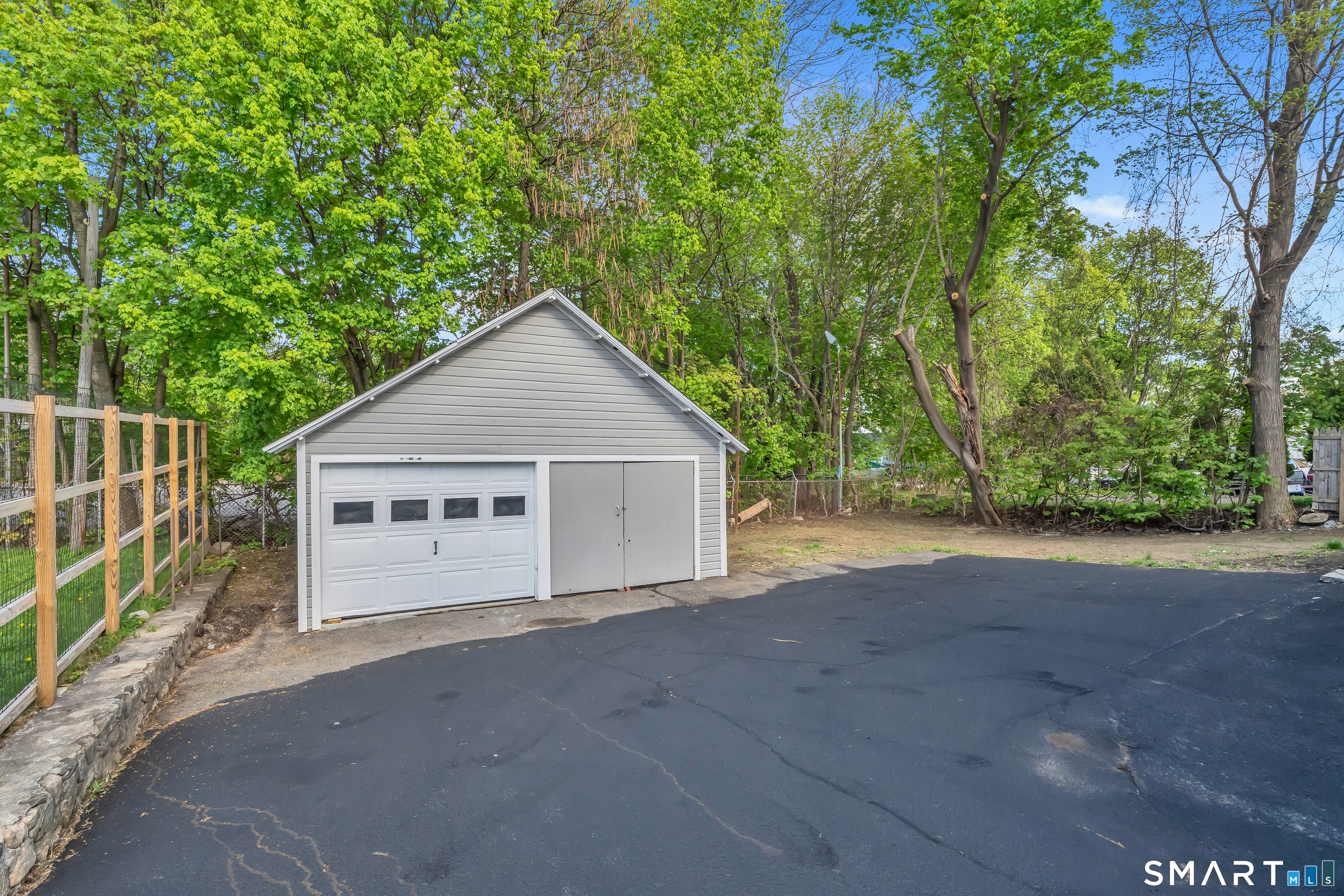 690 Prospect Street Torrington, CT 06790 - Photo 32 of 37