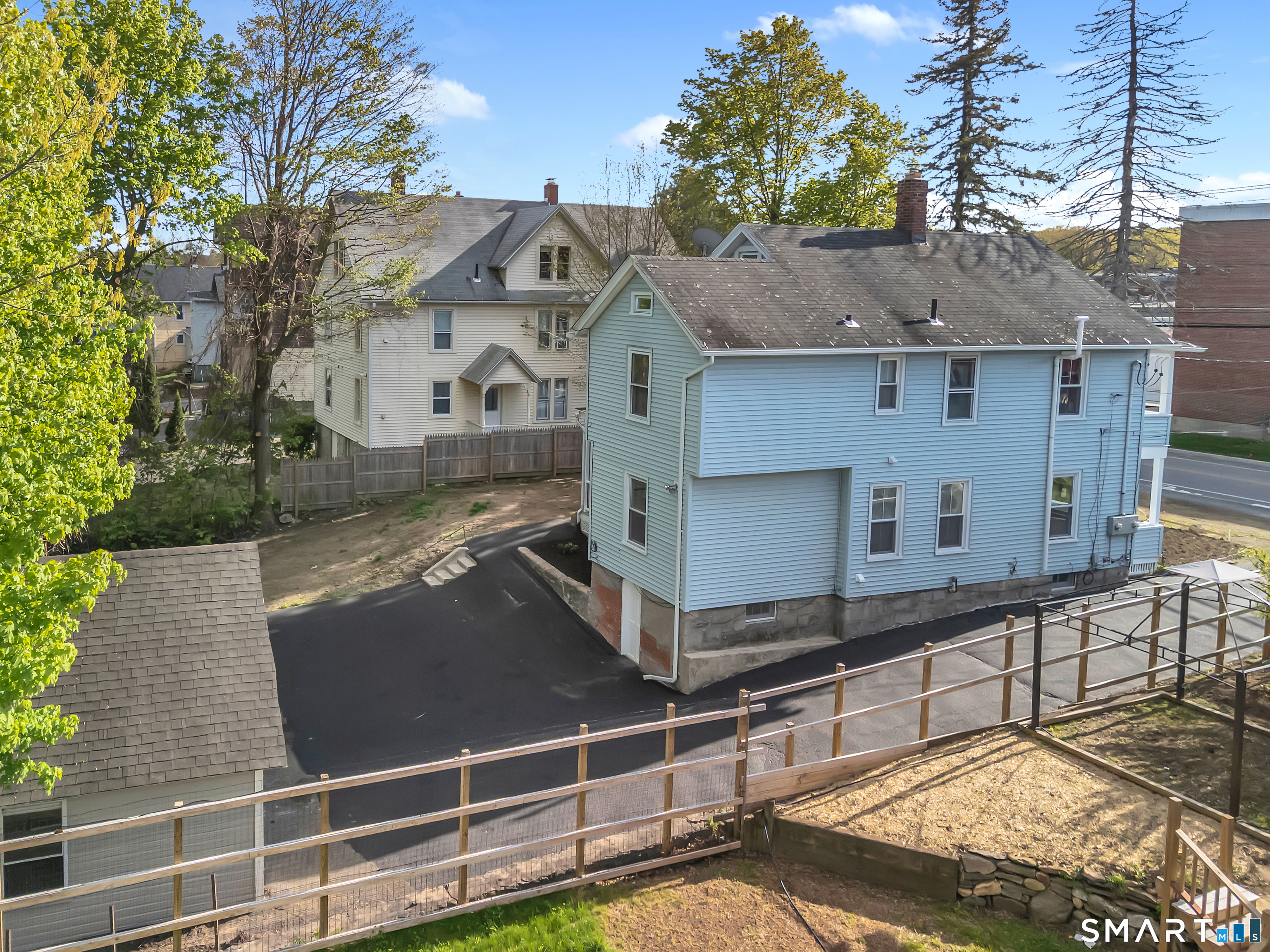 690 Prospect Street Torrington, CT 06790 - Photo 34 of 37