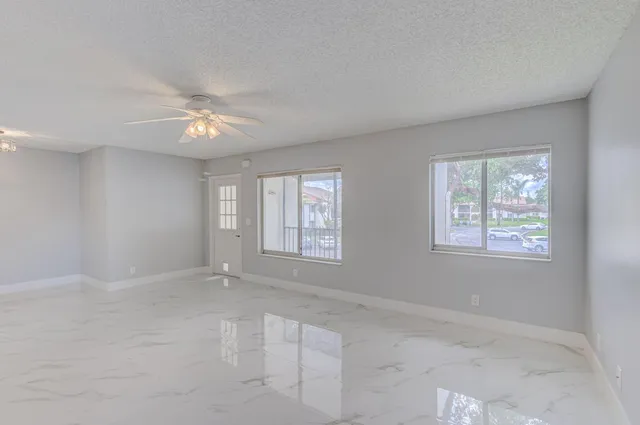 $1,895 | Undisclosed Address, West Palm Beach, FL 33417