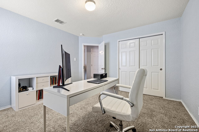 8722 Gavel Gate Converse, TX 78109 - Photo 16 of 23