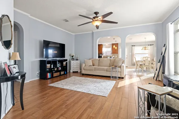 $1,695 | 8722 Gavel Gate, Converse, TX 78109