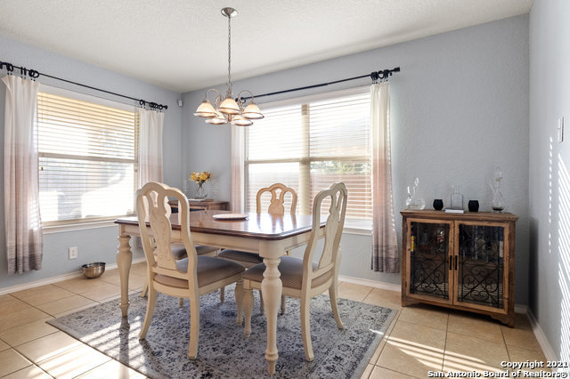 8722 Gavel Gate Converse, TX 78109 - Photo 9 of 23