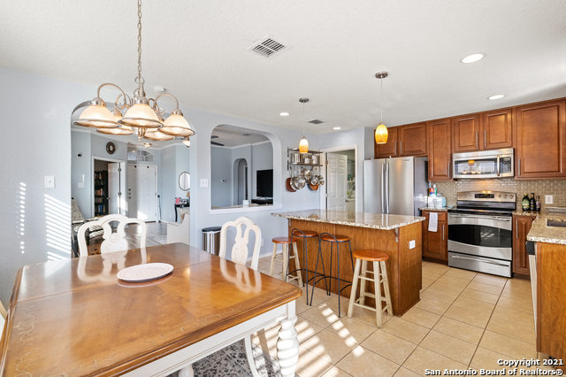 8722 Gavel Gate Converse, TX 78109 - Photo 10 of 23