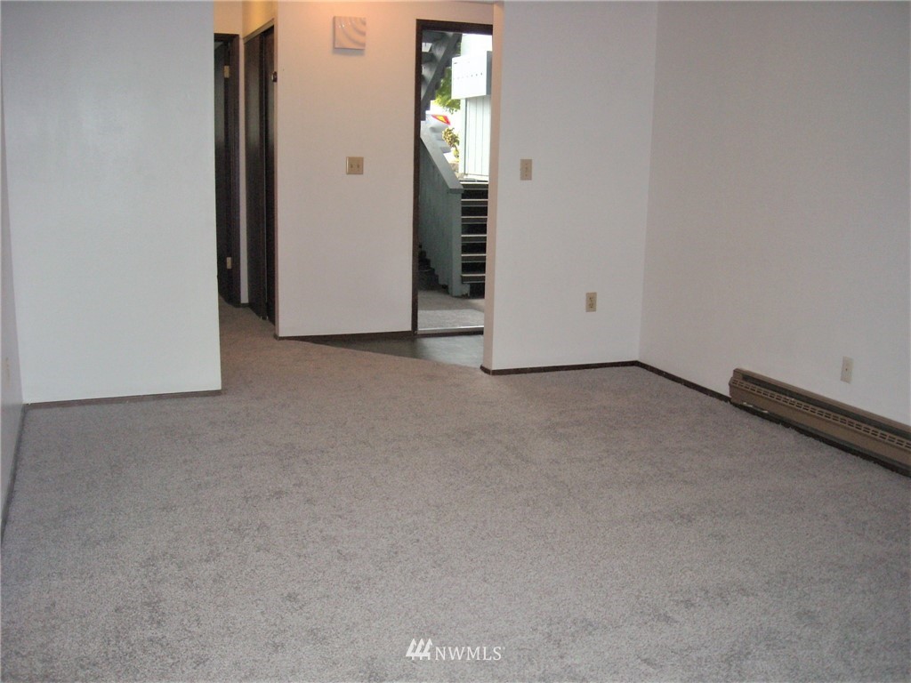 1010 Perry Avenue, Unit 103 Bremerton, WA 98310 - Photo 5 of 21 Gallery Image 5